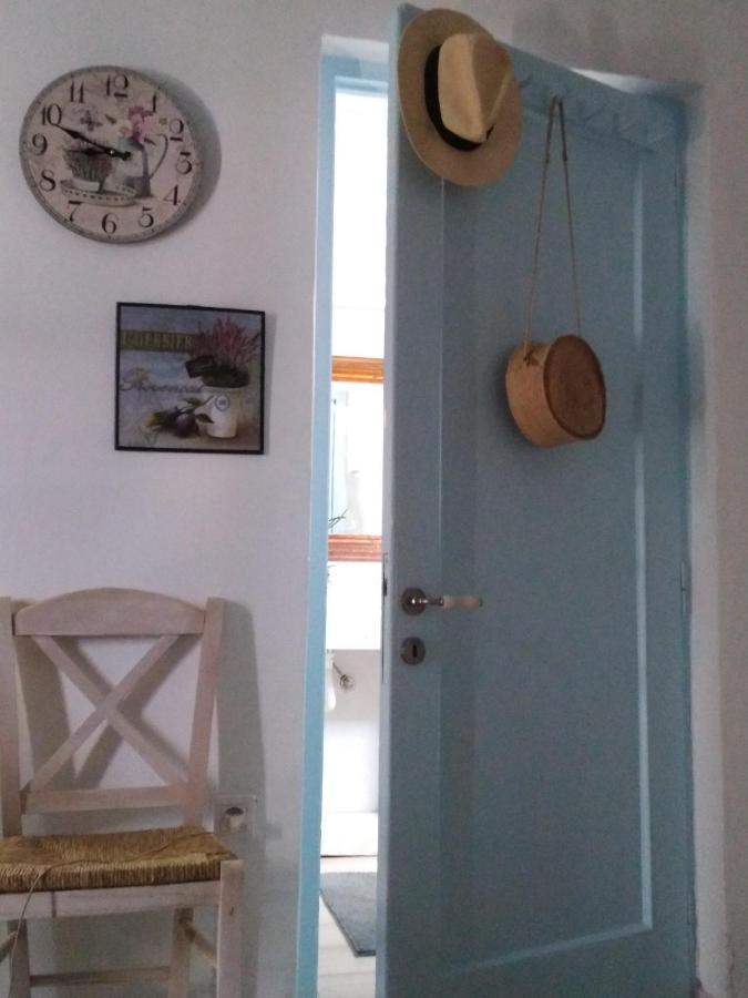 Villa "Sea Front" Rose'S House à Kardhianí Extérieur photo